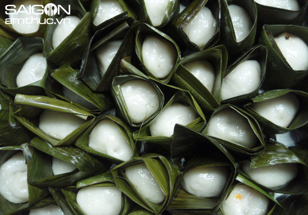 Bánh khúc trắng: món nếp chay dẻo thơm, no lâu